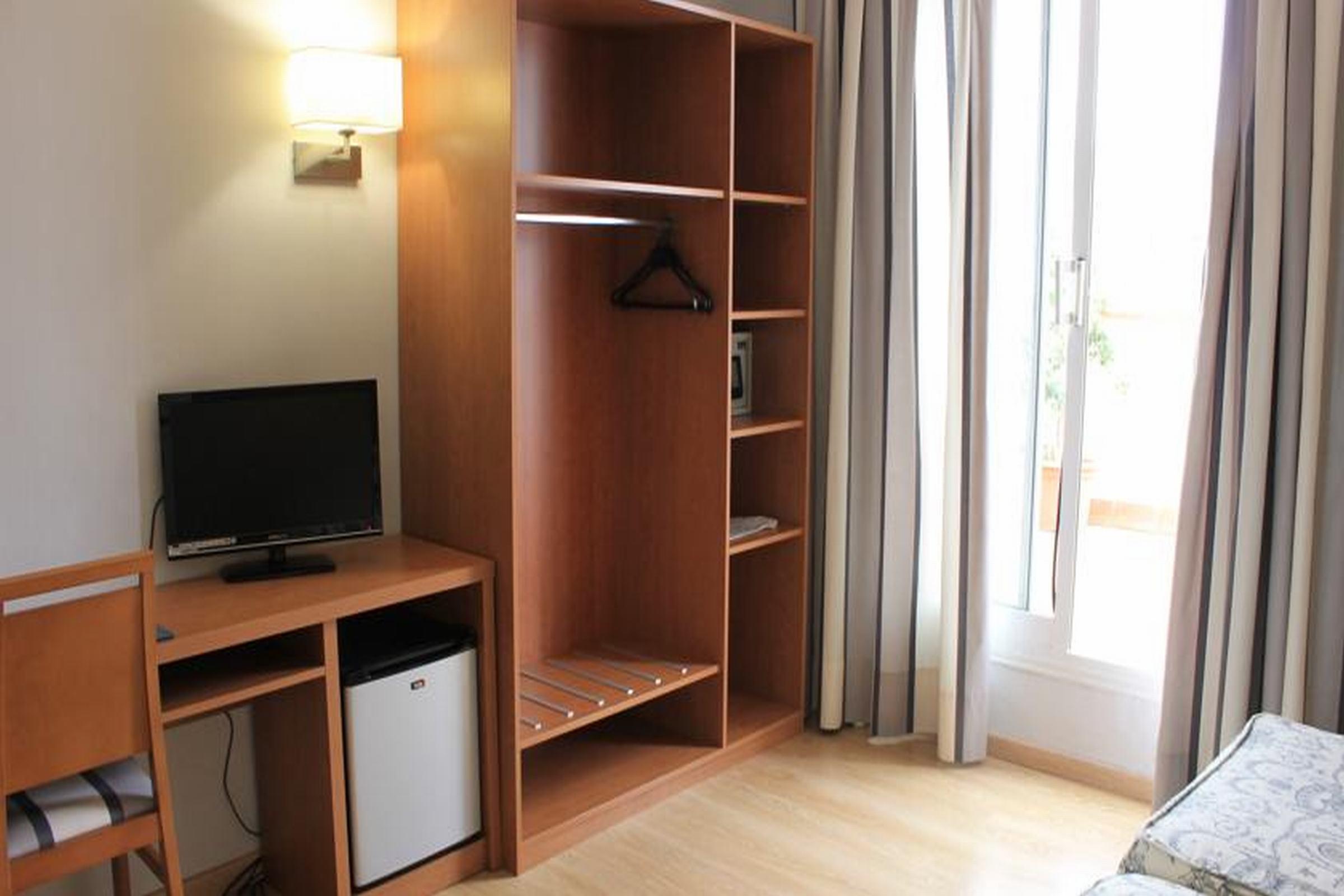 Ramblas Hotel Барселона Екстериор снимка