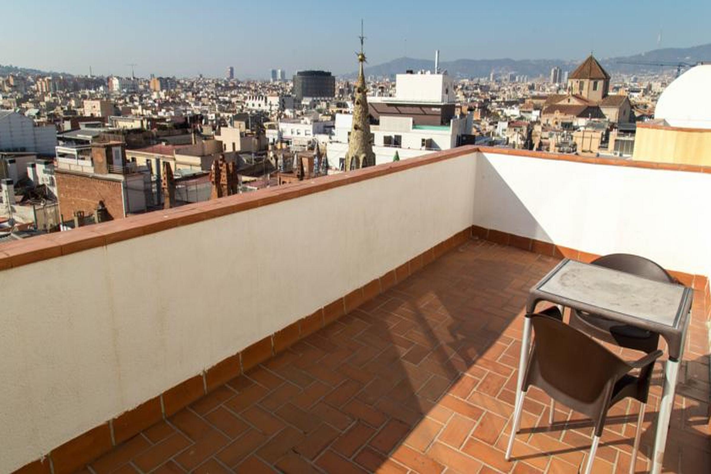 Ramblas Hotel Барселона Екстериор снимка