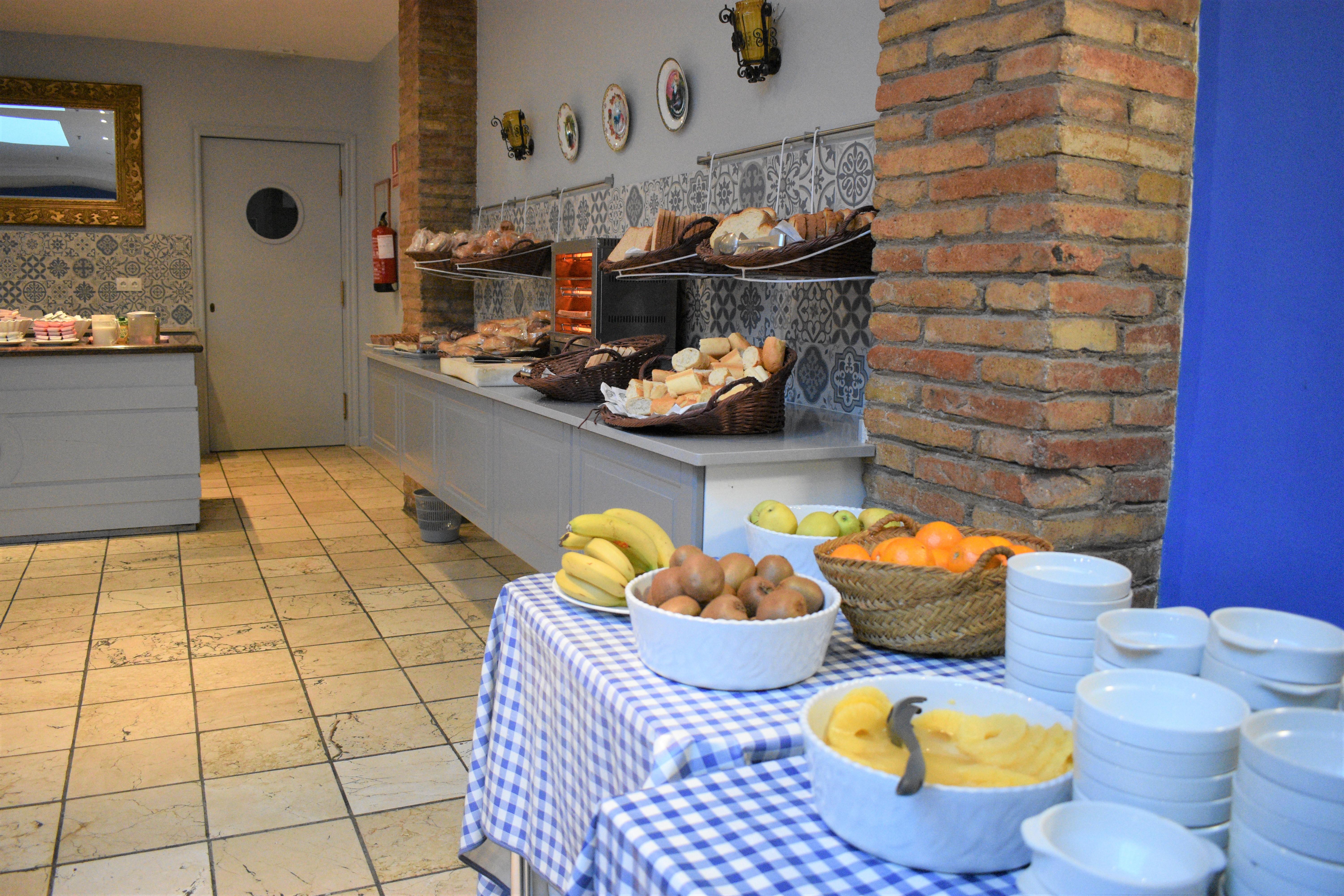 Ramblas Hotel Барселона Екстериор снимка