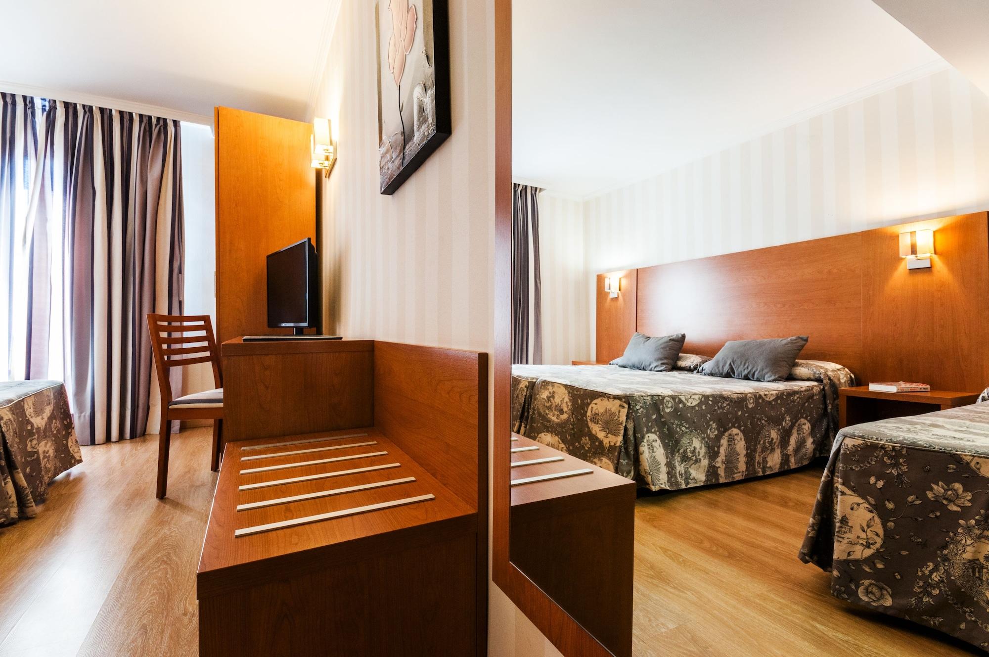 Ramblas Hotel Барселона Екстериор снимка