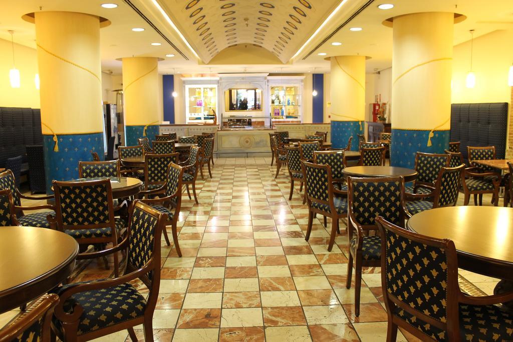 Ramblas Hotel Барселона Екстериор снимка